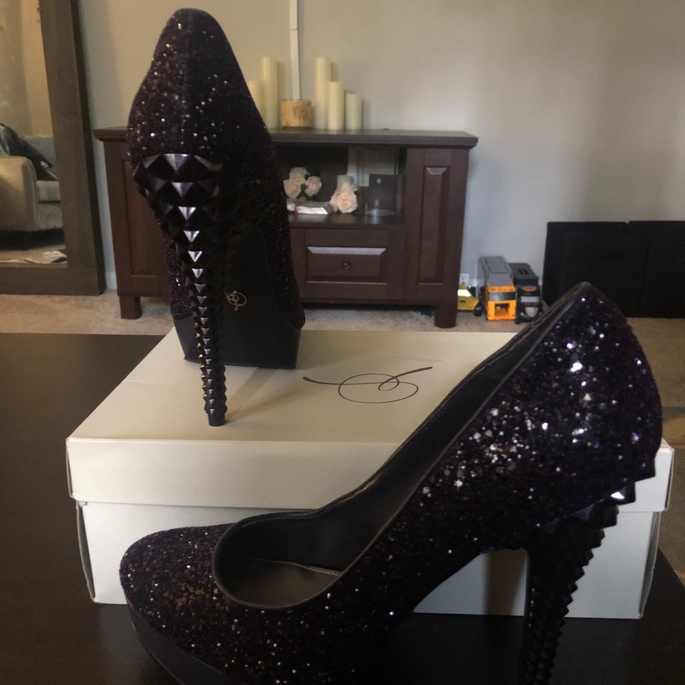 Rachel Roy Stilettos Size10